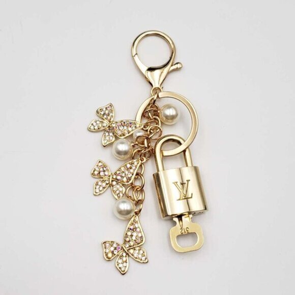 Authentic Louis Vuitton Lock & Key with unbranded Bagcharm, Keycharm, Keychain - Picture 1 of 6